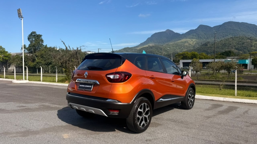 RENAULT   CAPTUR  1.6 16V SCE FLEX INTENSE X-TRONIC5