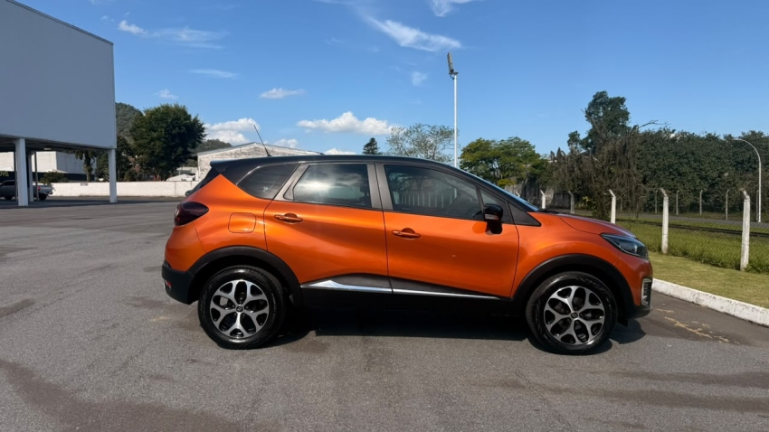 RENAULT   CAPTUR  1.6 16V SCE FLEX INTENSE X-TRONIC1