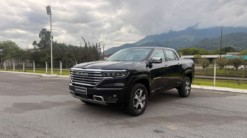 RAMPAGE LARAMIE 2.2 TURBO DIESEL 4X4 AT1