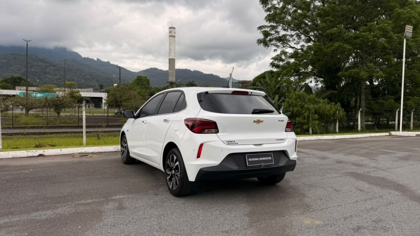 CHEVROLET   ONIX  1.0 TURBO FLEX PREMIER AUTOMÁTICO4