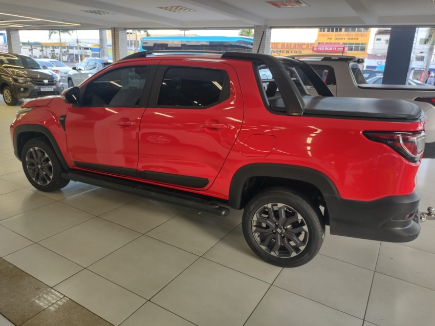 fiat strada 1.0 turbo 200 flex ultra cd cvt. fiat strada 1.0 turbo 200 flex ultra cd cvt.