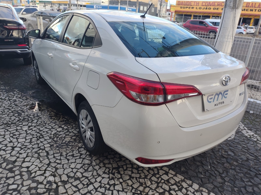 toyota yaris 1.5 16v flex sedan xl multidrive 4p automatico 2024 toyota yaris 1.5 16v flex sedan xl multidrive 4p automatico 2024