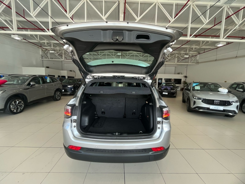 jeep compass 1.3 t270 turbo flex longitude at6 5p automatico 2022 jeep compass 1.3 t270 turbo flex longitude at6 5p automatico 2022