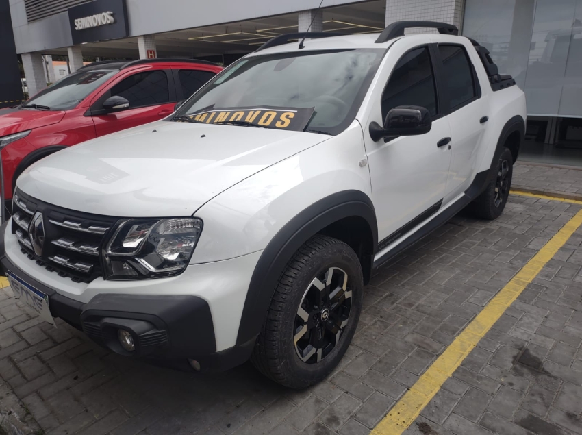 renault oroch 1.3 tce flex outsider x-tronic 4p automatico 2023 renault oroch 1.3 tce flex outsider x-tronic 4p automatico 2023