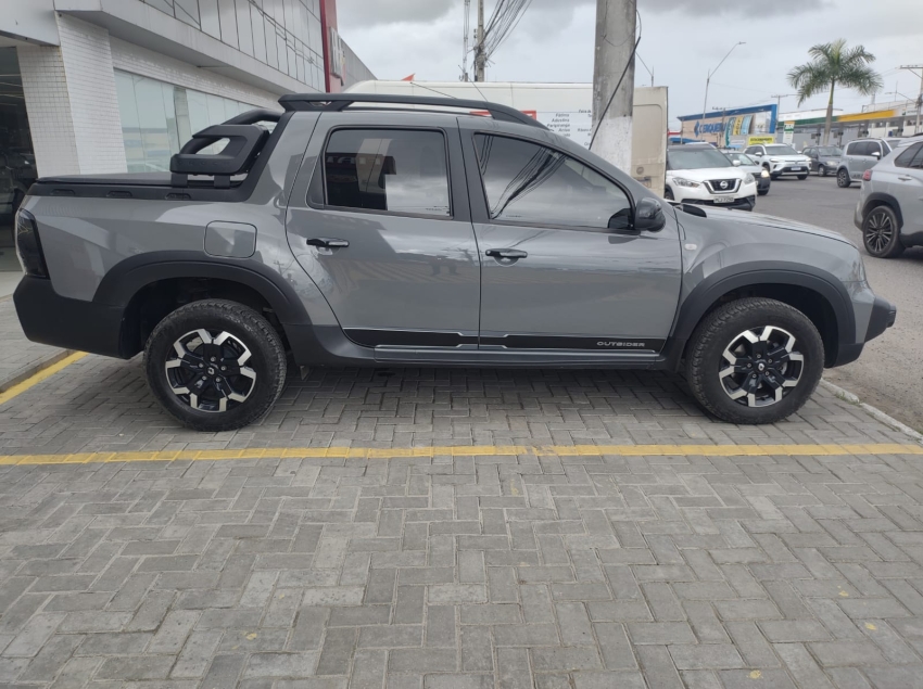 renault oroch 1.3 tce flex outsider x-tronic 4p automatico 2025 renault oroch 1.3 tce flex outsider x-tronic 4p automatico 2025