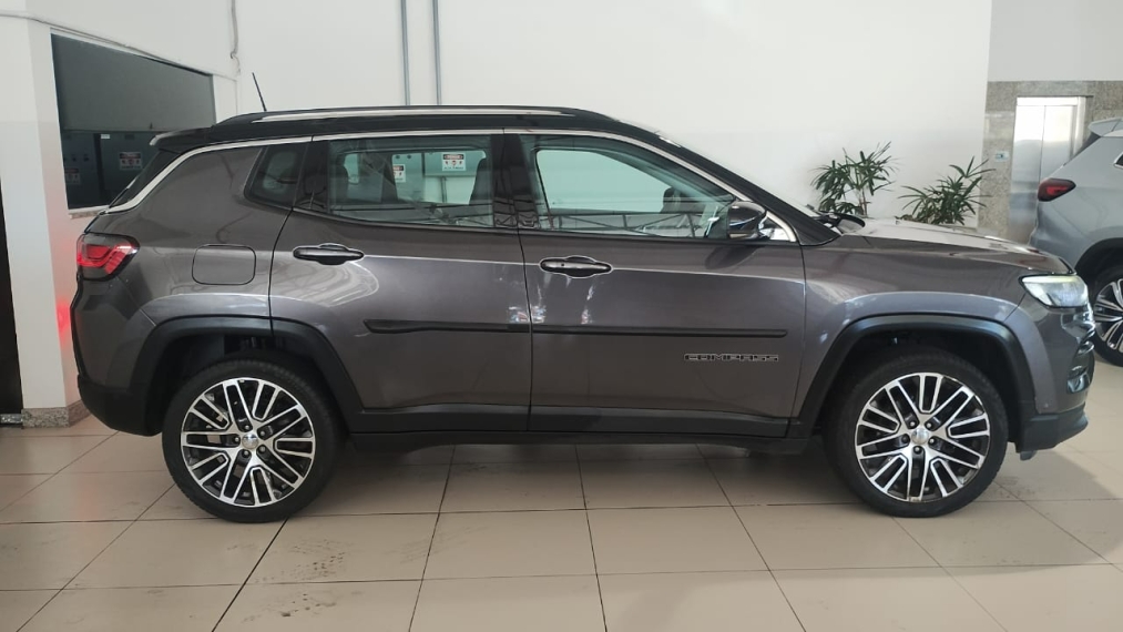 jeep compass 1.3 t270 turbo flex limited at6 5p automatico 2025 jeep compass 1.3 t270 turbo flex limited at6 5p automatico 2025