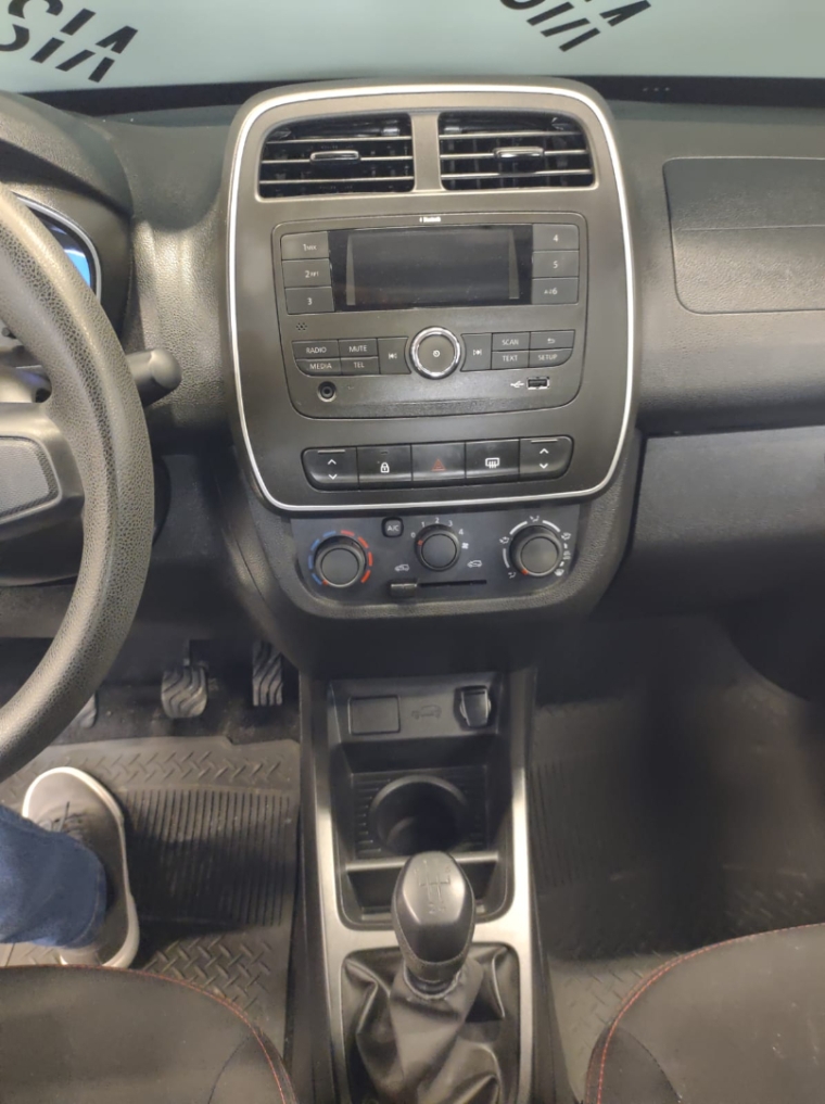 renault kwid 1.0 12v sce flex zen manual 4p 2022 renault kwid 1.0 12v sce flex zen manual 4p 2022