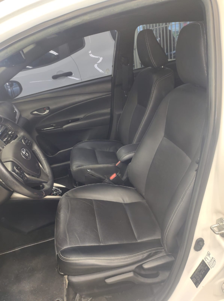 toyota yaris 1.5 16v flex xls connect multidrive 4p automatico 2022