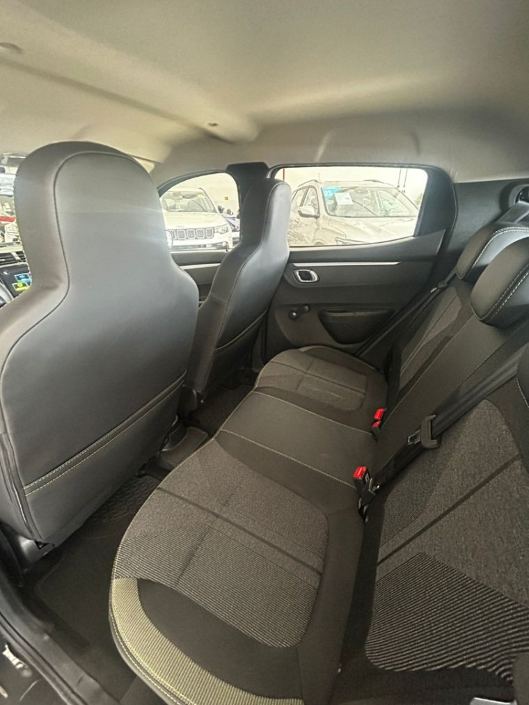 renault kwid 1.0 12v sce flex outsider manual 5p 2025