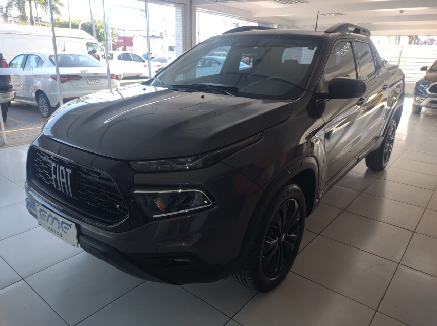 fiat toro 1.3 turbo 270 flex volcano at6 4p automatico 2024