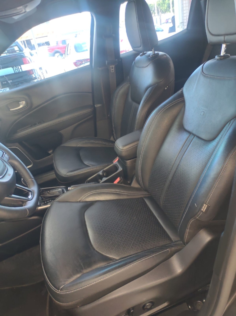 fiat toro 1.3 turbo 270 flex volcano at6 4p automatico 2024