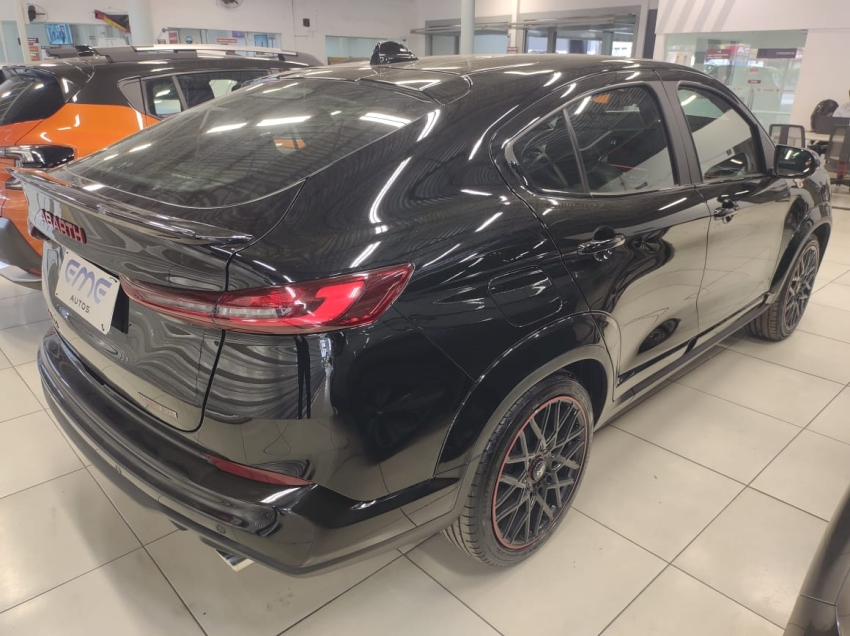 fiat fastback 1.3 turbo 270 flex abarth at6 4p automatico 2025 fiat fastback 1.3 turbo 270 flex abarth at6 4p automatico 2025