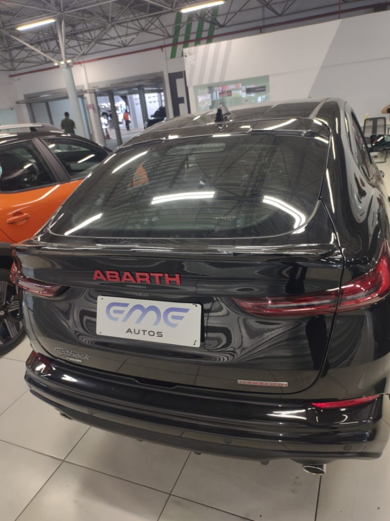 fiat fastback 1.3 turbo 270 flex abarth at6 4p automatico 2025 fiat fastback 1.3 turbo 270 flex abarth at6 4p automatico 2025