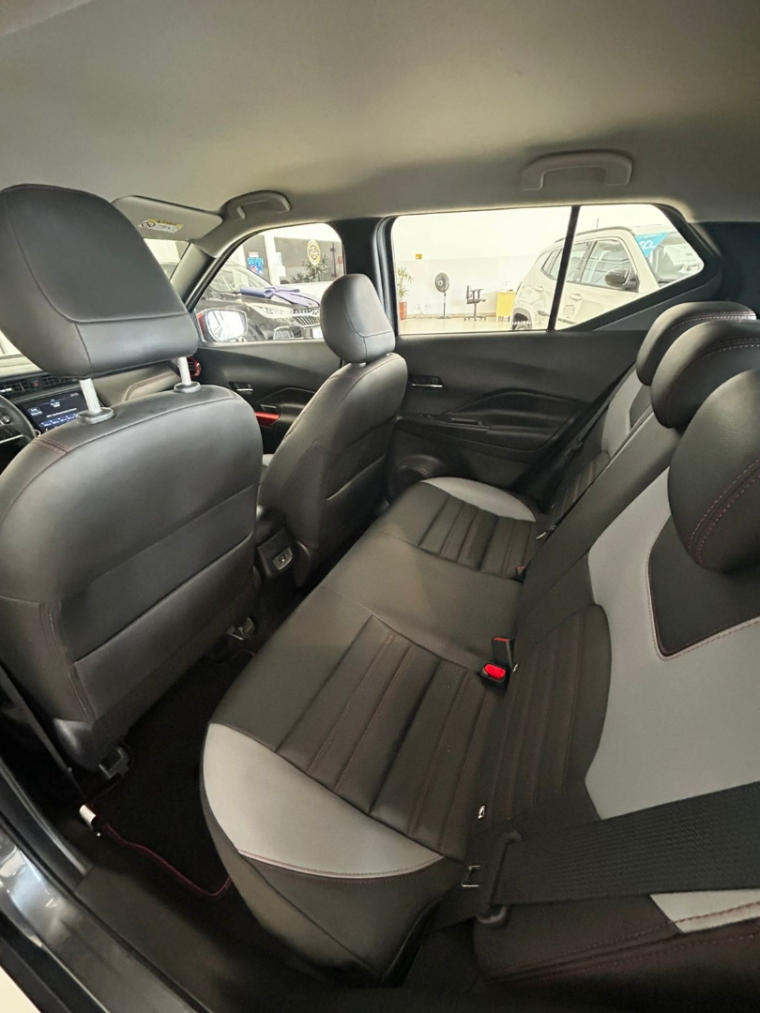 nissan kicks 1.6 16v flexstart xplay xtronic flex 5p automatico 2023
