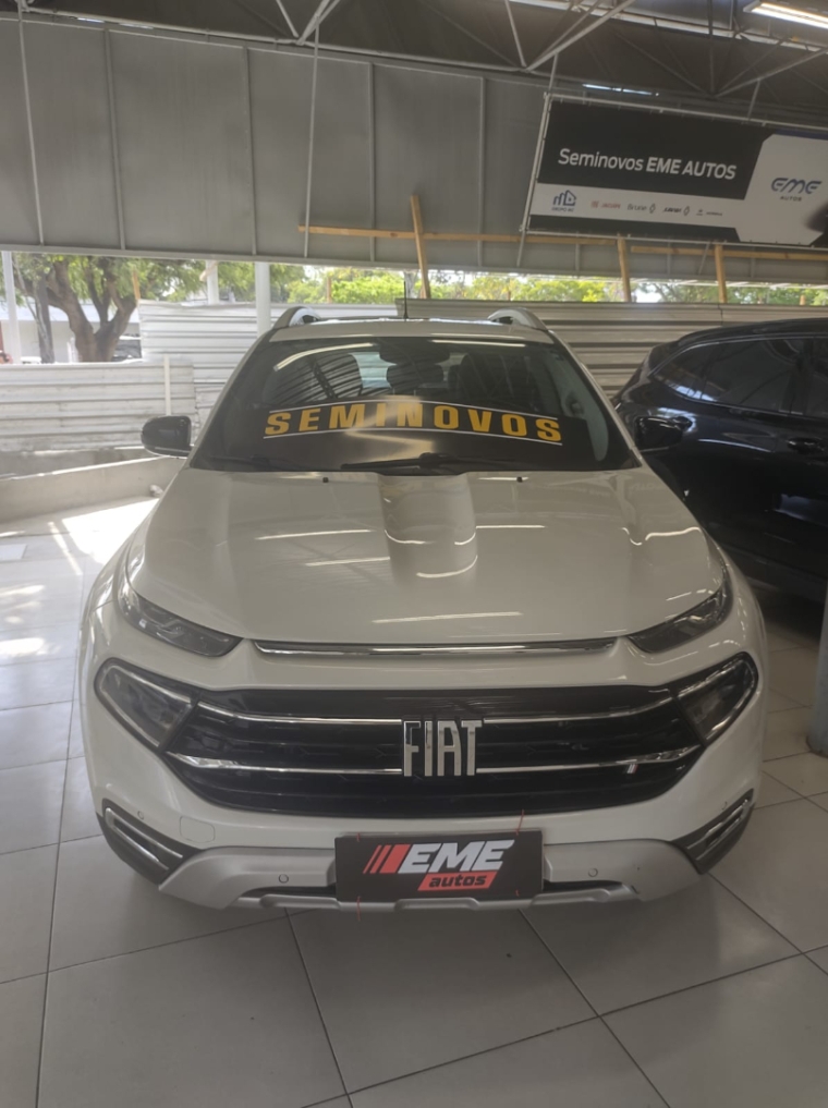 fiat toro 1.3 turbo 270 flex volcano at6 4p automatico 2023
