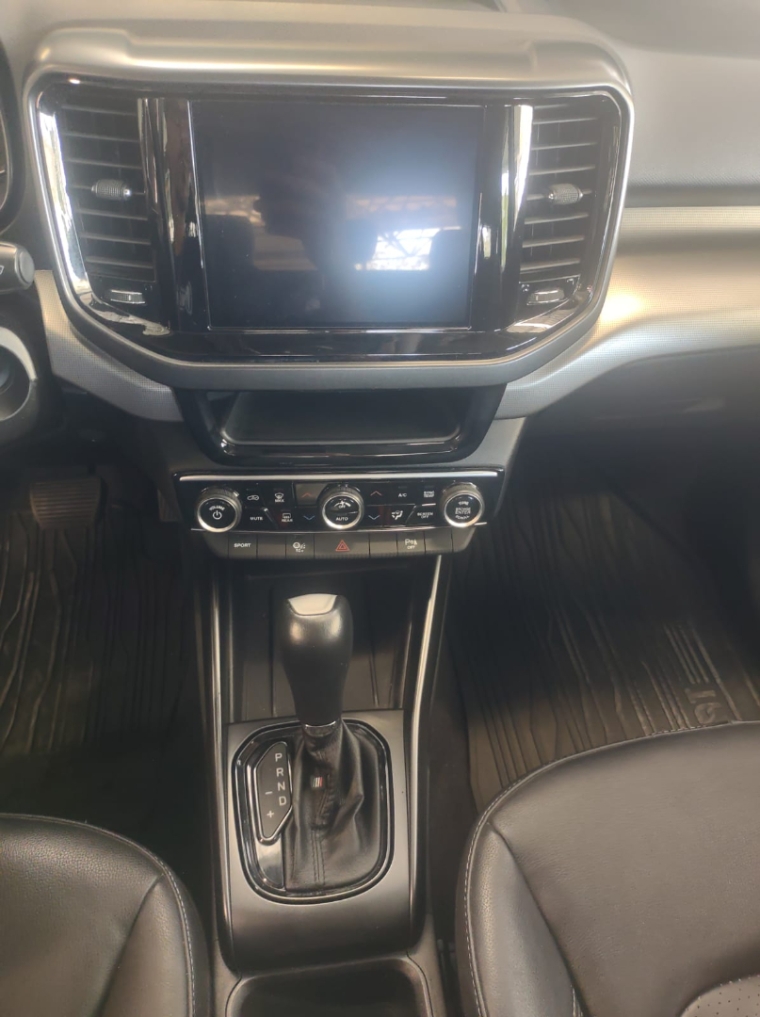 fiat toro 1.3 turbo 270 flex volcano at6 4p automatico 2023