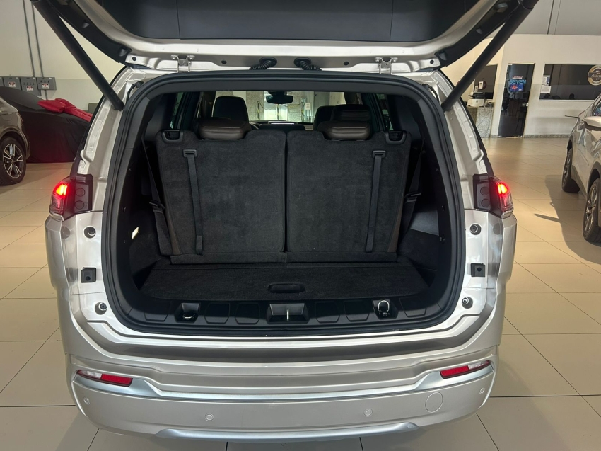 jeep commander 1.3 t270 turbo flex overland at6 5p automatico 20235