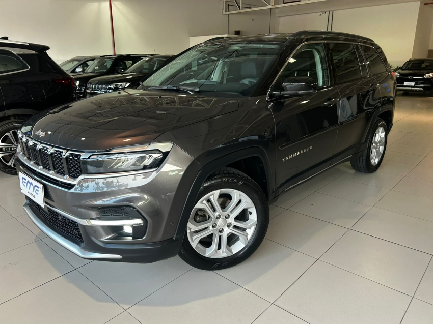 jeep commander 1.3 t270 turbo flex longitude at6 hibrido 5p automatico 2023 jeep commander 1.3 t270 turbo flex longitude at6 hibrido 5p automatico 2023