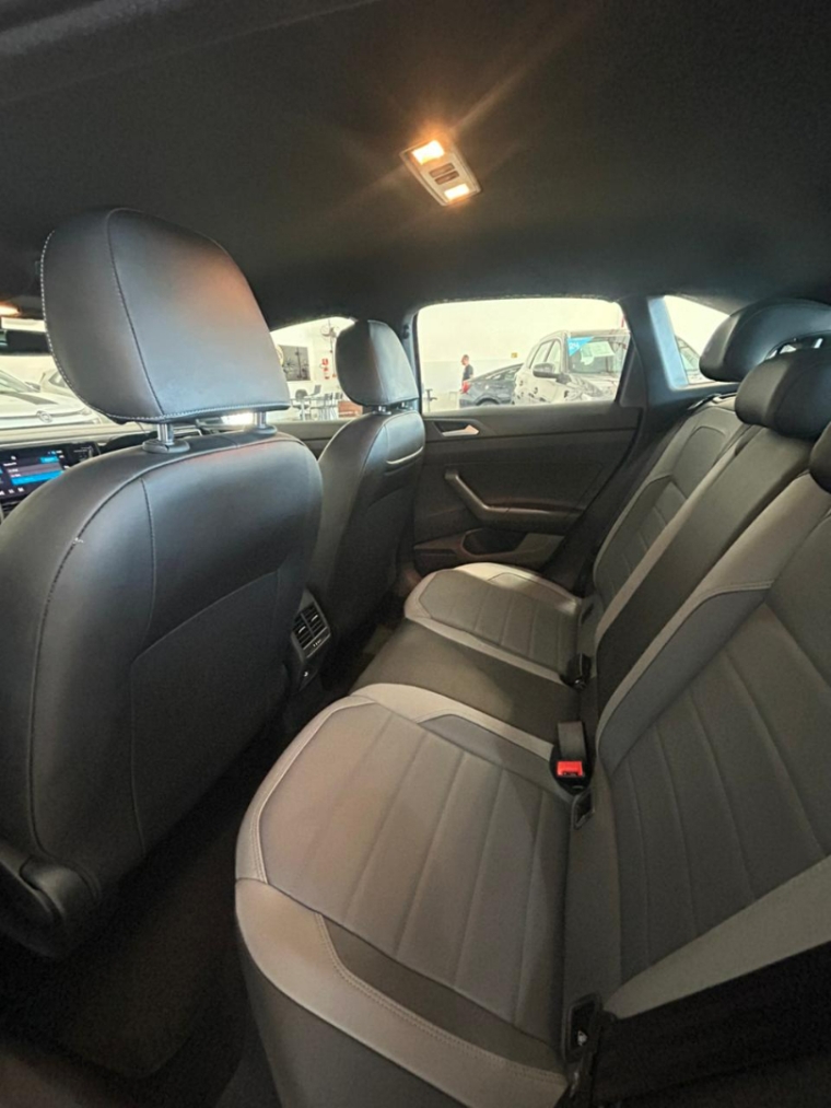 volkswagen nivus 1.0 200 tsi total flex highline automatico 5p 20239