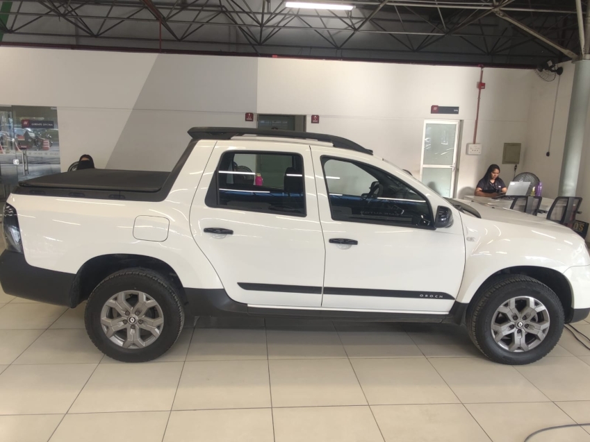 renault oroch 1.6 16v sce flex intense manual 4p 20235