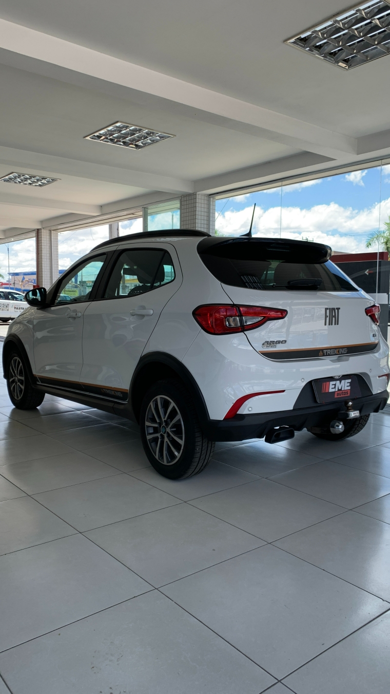 fiat argo 1.3 firefly flex trekking cvt 4p automatico 202416
