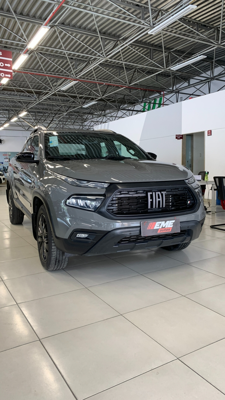 fiat toro 1.3 turbo 270 flex volcano at6 4p automatico 2023
