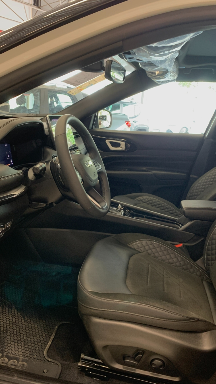 jeep compass 2.0 hurricane 4 turbo gasolina blackhawk at9 4p automatico 20257