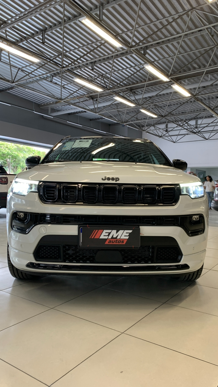 jeep compass 2.0 hurricane 4 turbo gasolina blackhawk at9 4p automatico 20252