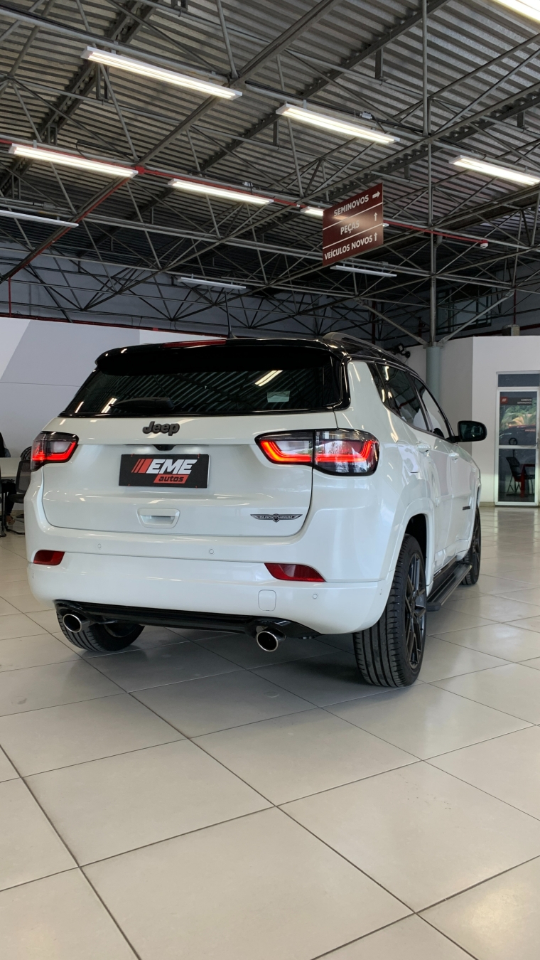 jeep compass 2.0 hurricane 4 turbo gasolina blackhawk at9 4p automatico 202517