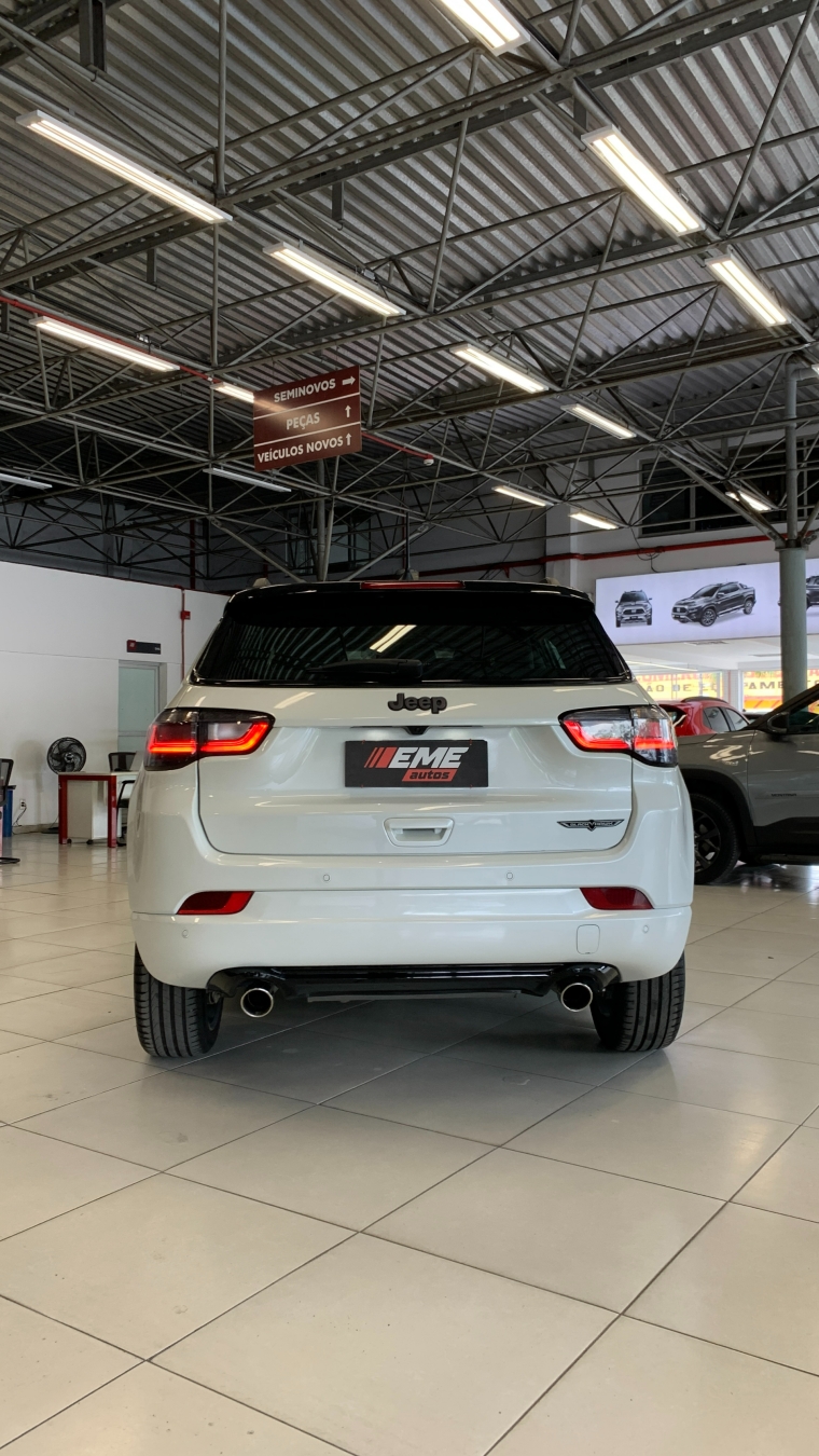 jeep compass 2.0 hurricane 4 turbo gasolina blackhawk at9 4p automatico 202515