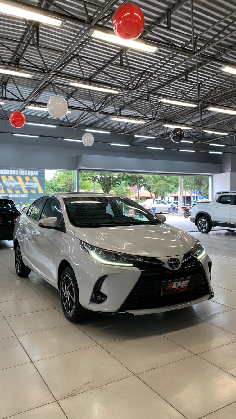 toyota yaris 1.5 16v flex sedan xls connect multidrive 4p automatico 20231