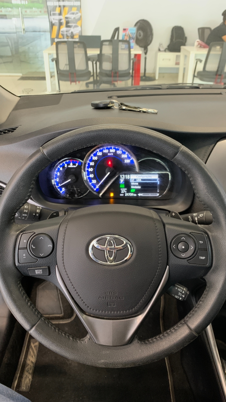 toyota yaris 1.5 16v flex sedan xls connect multidrive 4p automatico 20239