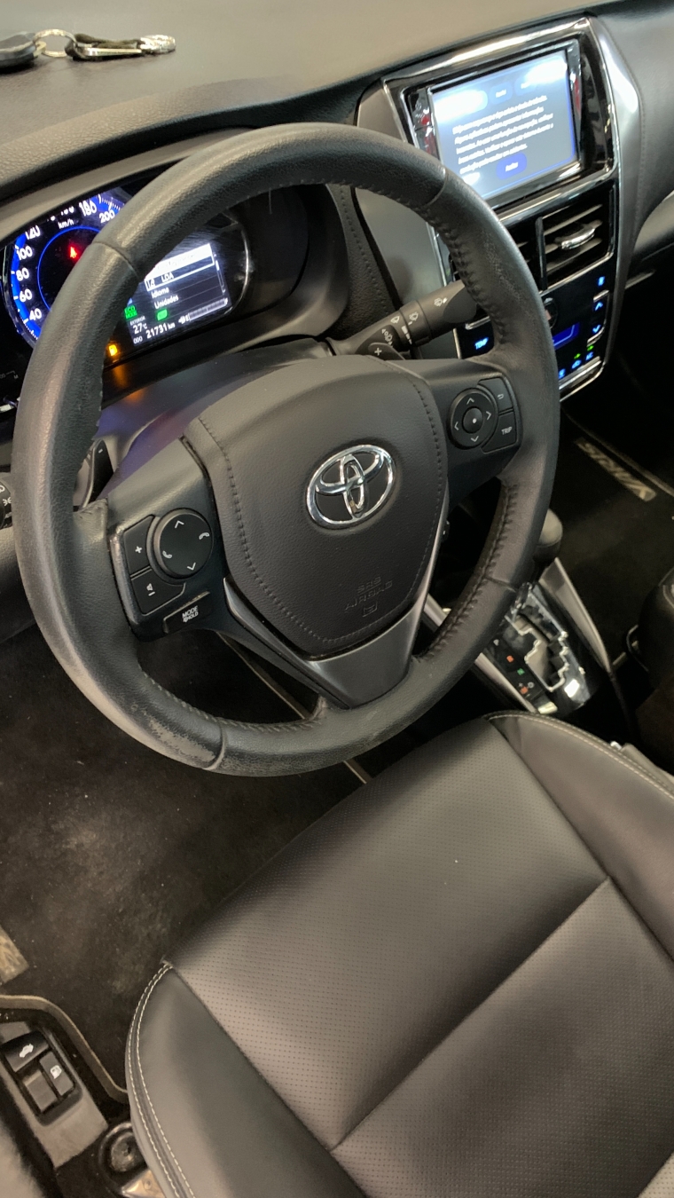 toyota yaris 1.5 16v flex sedan xls connect multidrive 4p automatico 20235