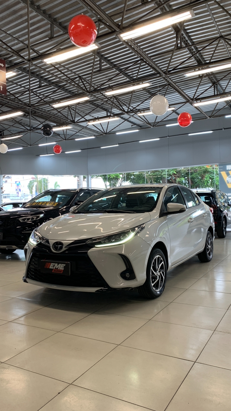 toyota yaris 1.5 16v flex sedan xls connect multidrive 4p automatico 20233