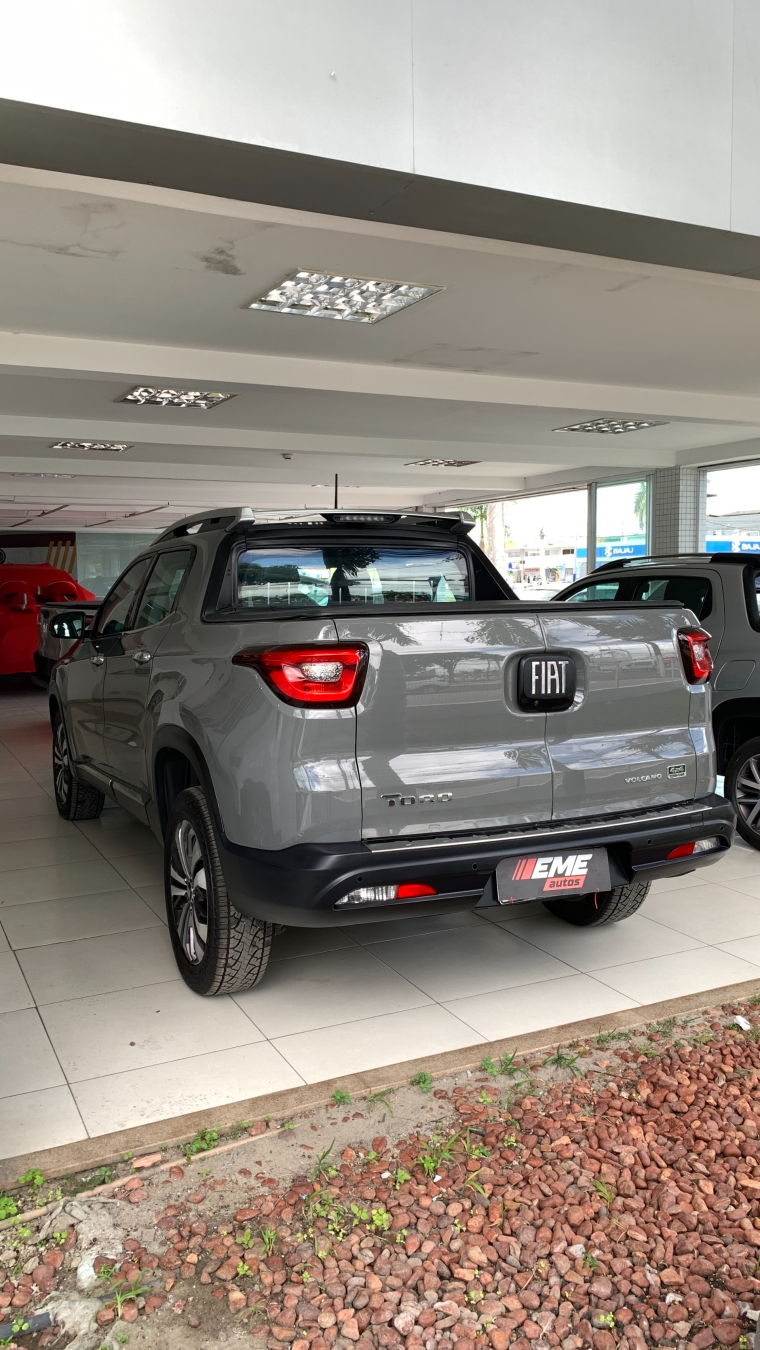 fiat toro 2.0 16v turbo diesel volcano 4wd at9 1.3 4p automatico 202315