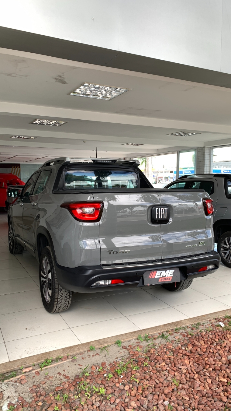 fiat toro 2.0 16v turbo diesel volcano 4wd at9 1.3 4p automatico 202316