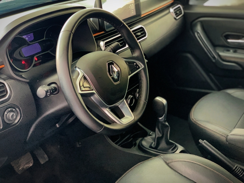 renault oroch 1.3 tce flex outsider x-tronic 4p automatico 20252