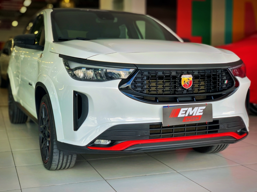 fiat fastback 1.3 turbo 270 flex abarth at6 4p automatico 2024