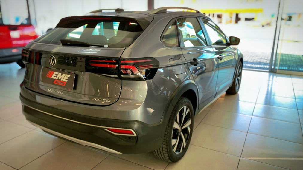 volkswagen nivus 1.0 200 tsi total flex highline automatico 4p 20211
