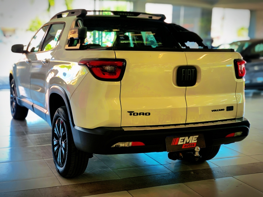 fiat toro 1.3 turbo 270 flex volcano at6 4p automatico 20236