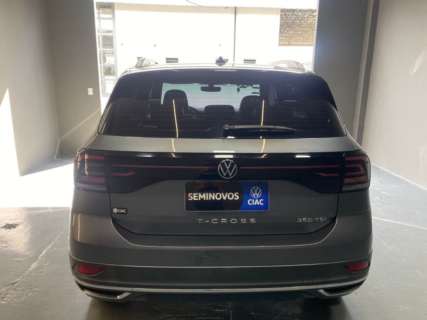 volkswagen t-cross 1.4 250 tsi total flex highline automatico 4p 2024