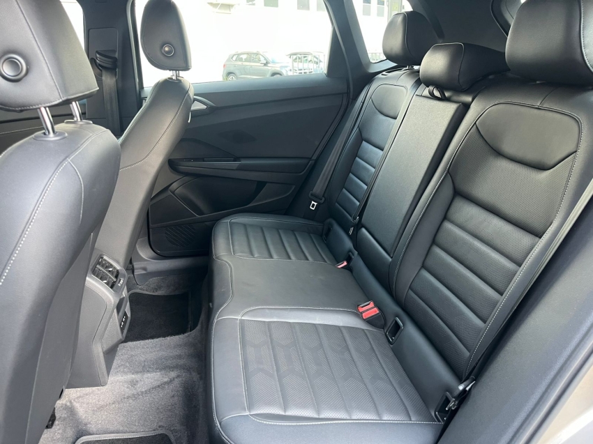 volkswagen taos 1.4 250 tsi total flex highline automatico 4p 2024