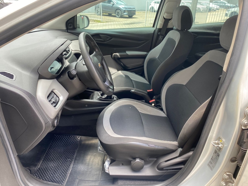 chevrolet onix 1.0 mpfi lt 8v flex 4p manual 2015
