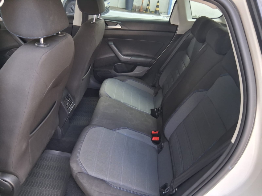 volkswagen nivus 1.0 200 tsi total flex comfortline automatico 4p 202110