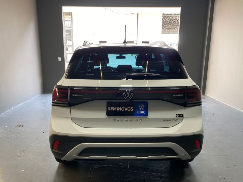 volkswagen t-cross 1.0 200 tsi total flex comfortline automatico 4p 20253