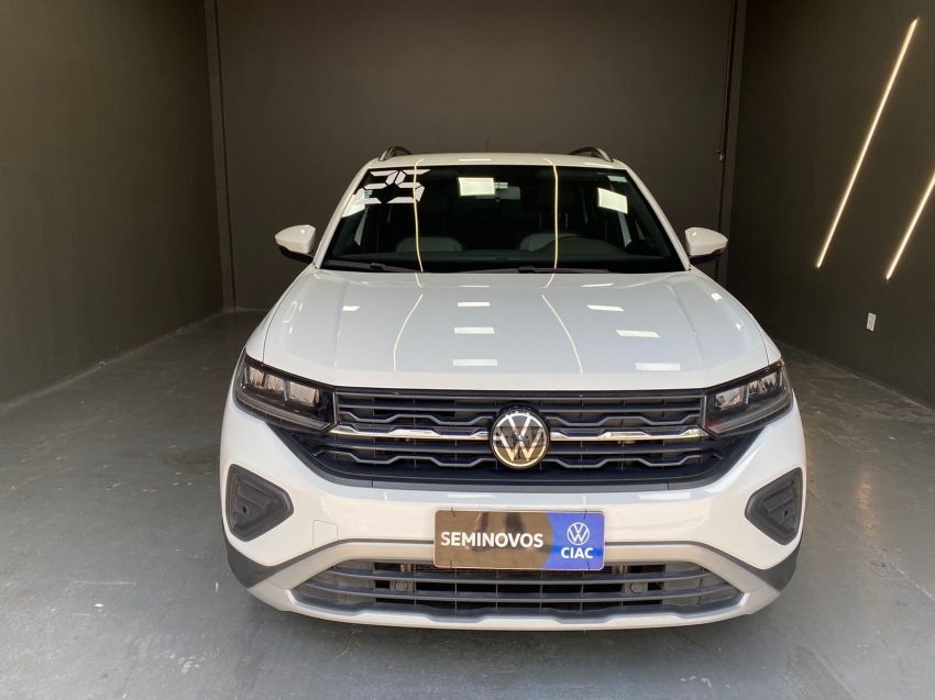 volkswagen t-cross 1.0 200 tsi total flex comfortline automatico 4p 2025