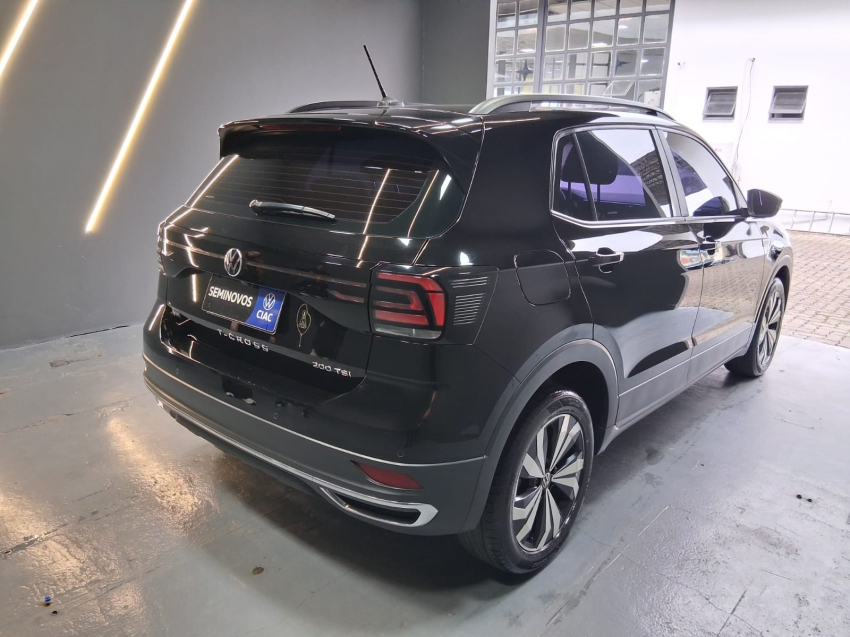 volkswagen t-cross 1.0 200 tsi total flex comfortline automatico 4p 20225