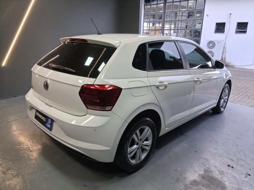 volkswagen polo 1.0 mpi total flex manual 4p 20203
