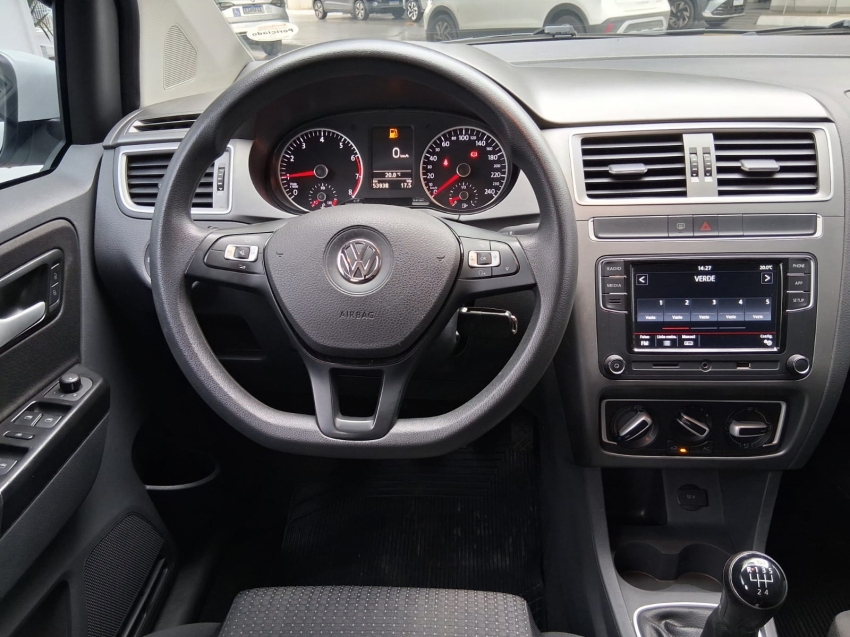 volkswagen fox 1.6 msi total flex connect 4p manual 201910