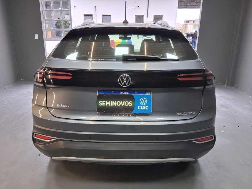 volkswagen nivus 1.0 200 tsi total flex highline automatico 4p 20245